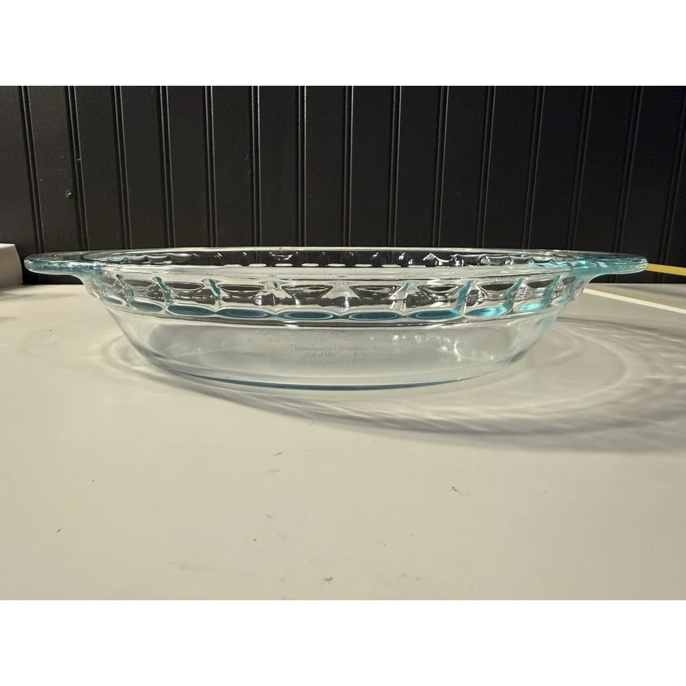 Pyrex vintage light